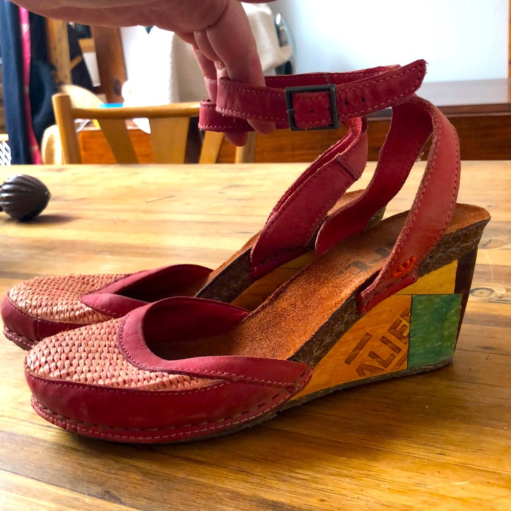 Art brand colorful wedge sandals